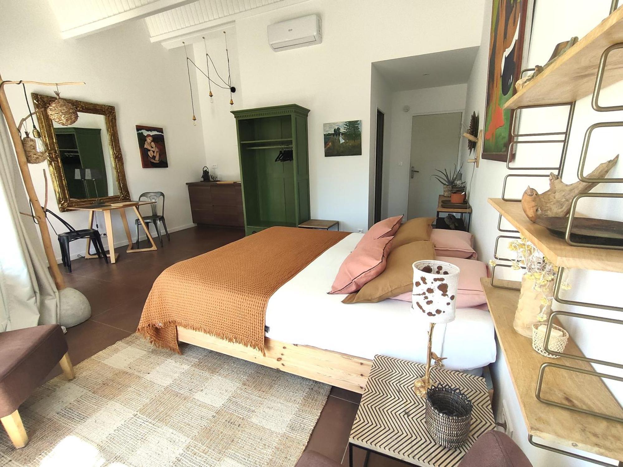 Villa Cabrida Cabrieres-d'Avignon Room photo